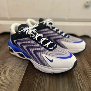 NWOT Nike Air Max TW, Mens size 14, white racer blue concord
